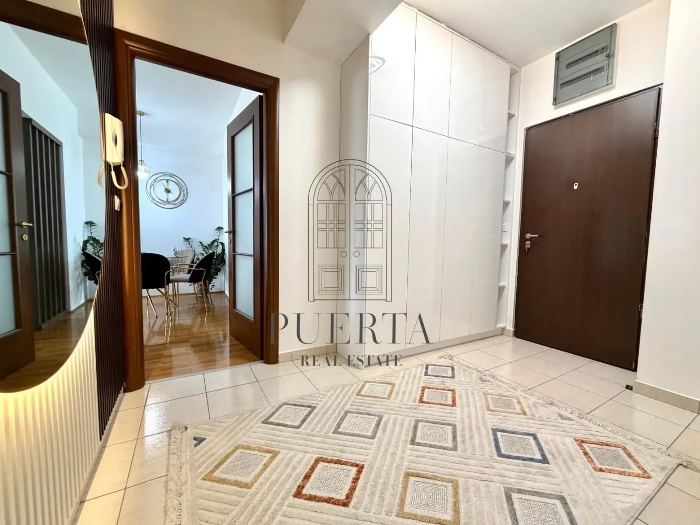 Rent, two bedroom apartment, 78m², City Kvart, Podgorica