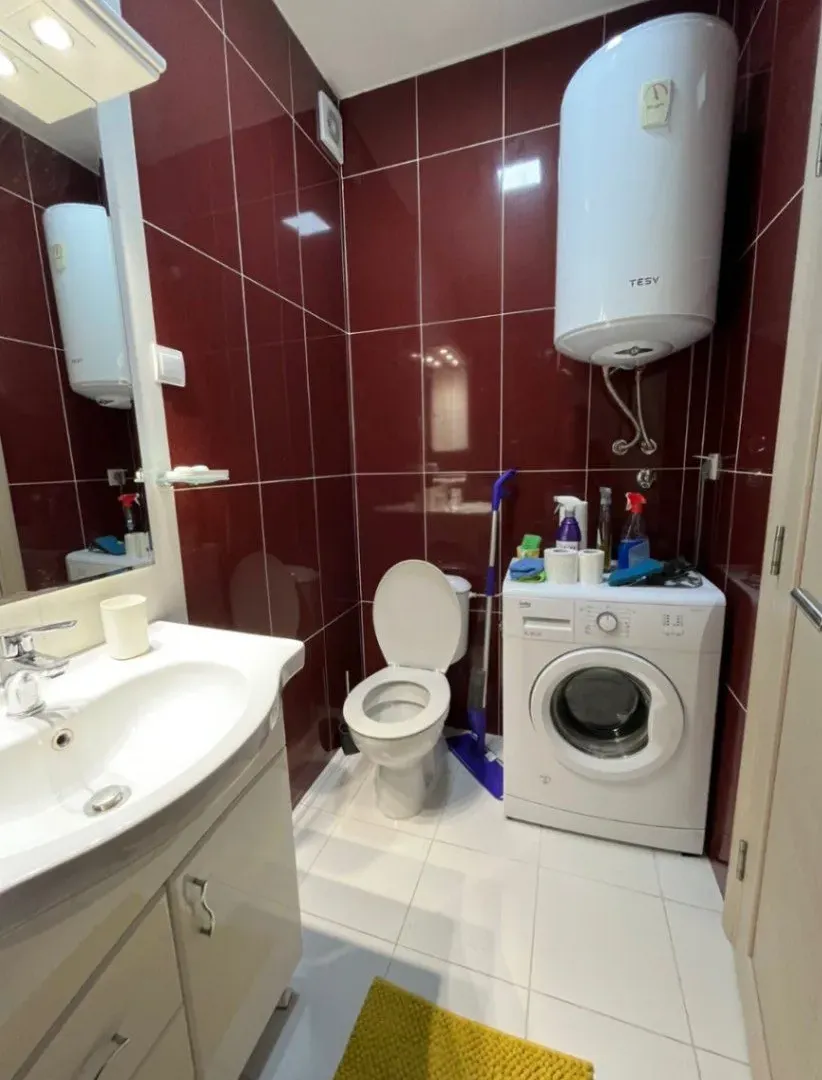 Izdavanje, dvosoban stan, 60m², Dalmatinska ulica, Podgorica