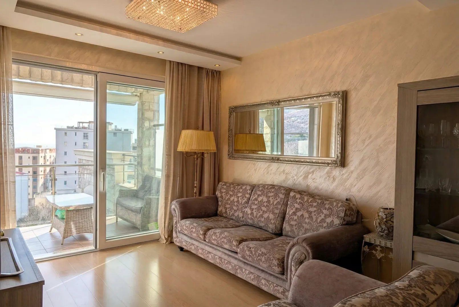 Prodaja, trosoban stan, 65m², Bečići, Budva