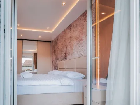 Izdavanje, dvosoban stan, 60m², Pod Kuk, Tivat - image 6