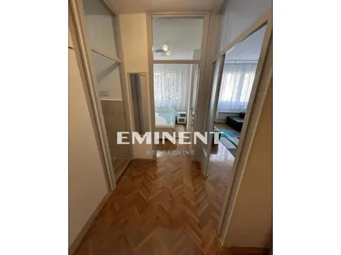Izdavanje, dvosoban stan, 45m², Vračar Sve Podlokacije, Beograd - image 8