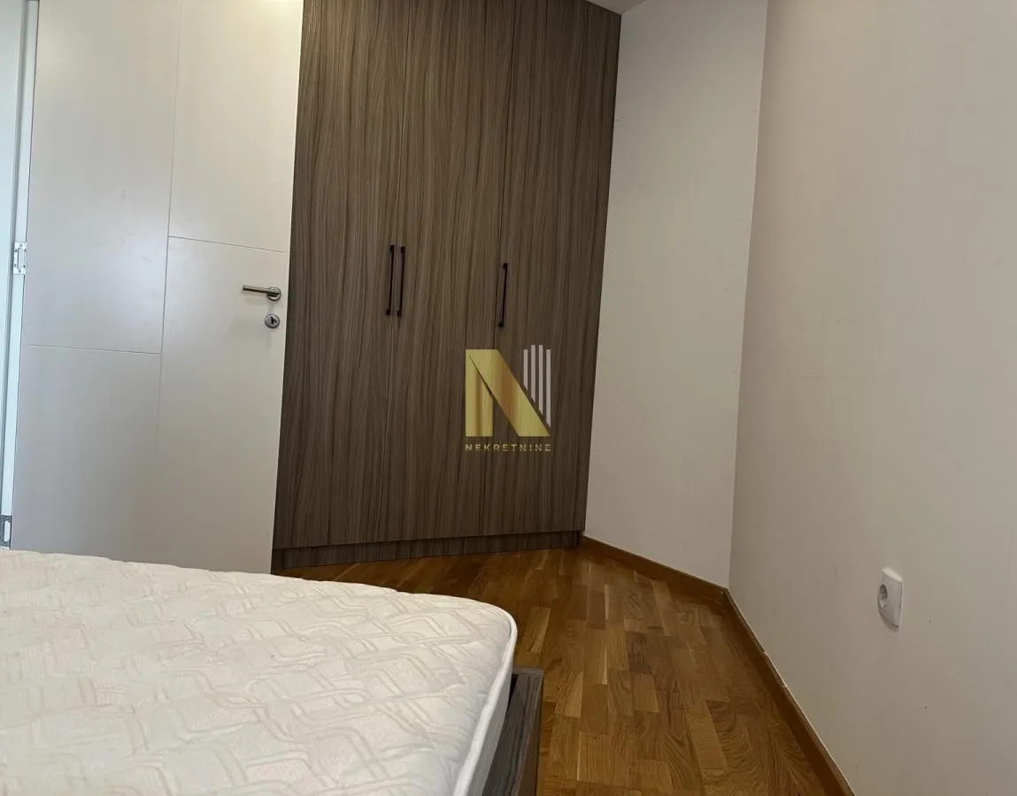 Izdavanje, dvosoban stan, 47m², Novo naselje, Novi Sad