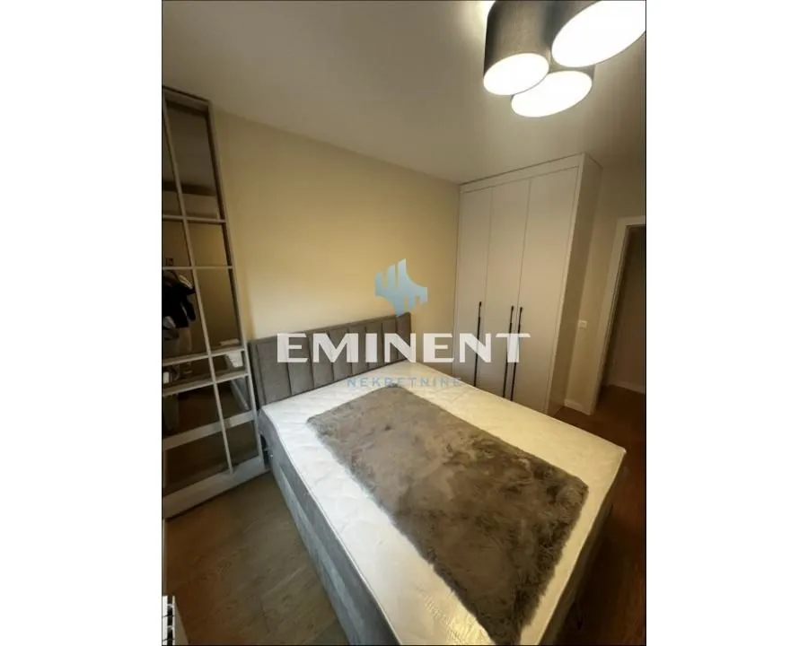 Rent, three bedroom apartment, 75m², Stari Grad, Beograd