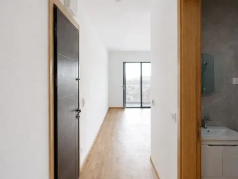 Prodaja, jednosoban stan, 42m², Bečići, Budva - image 5