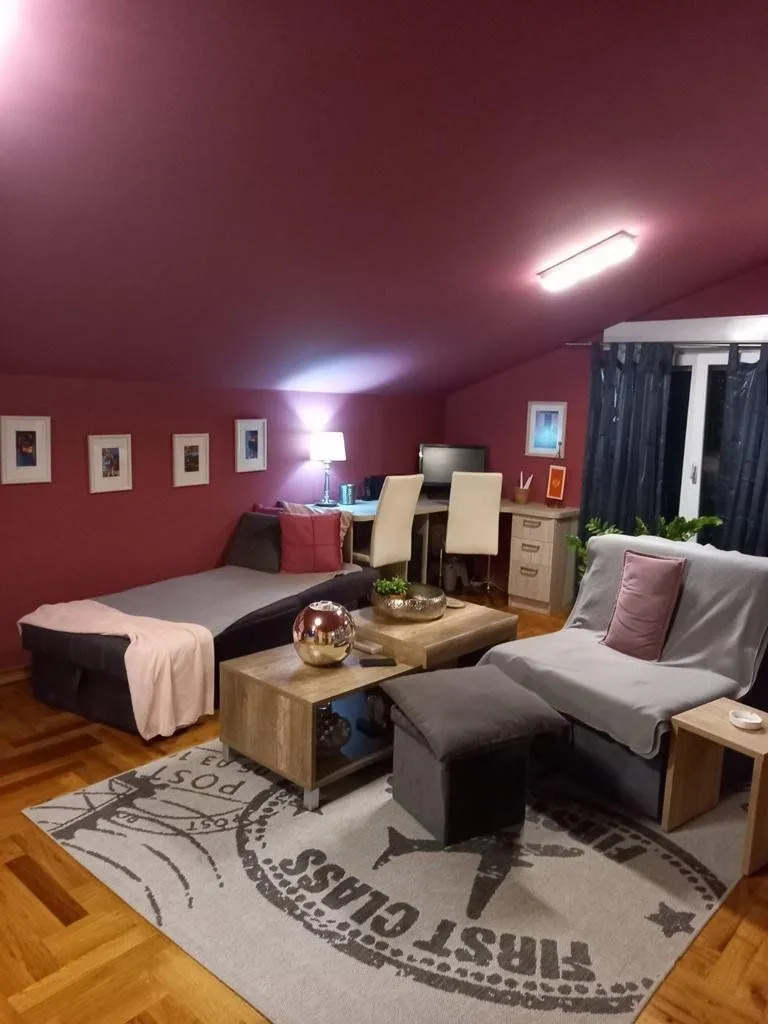 Prodaja, kuća, 180m², Podgorica, Crna Gora
