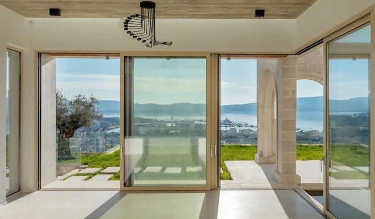 Prodaja, kuća, 1400m², Donja Lastva, Tivat