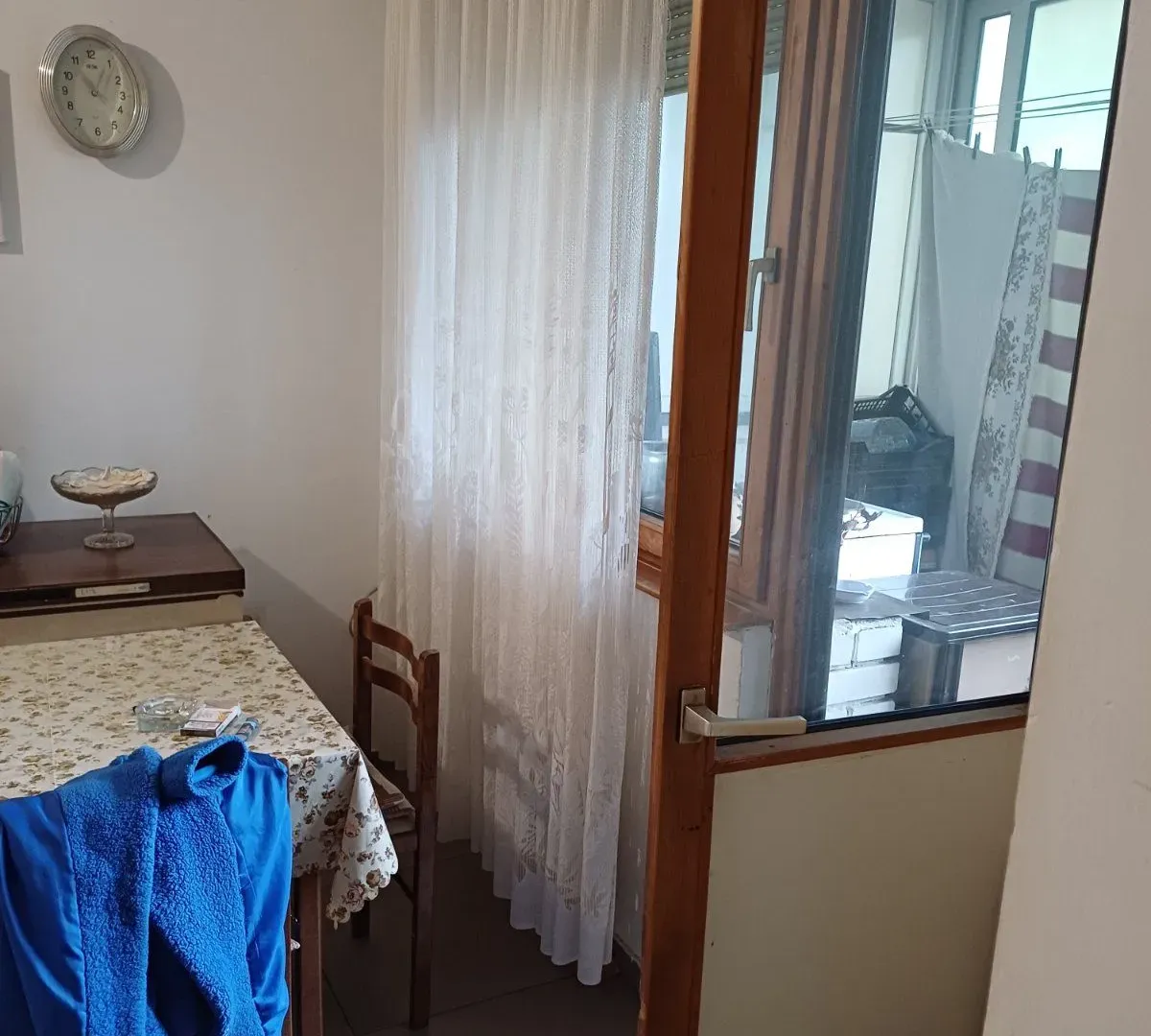 Prodaja, jednosoban stan, 40m², Stari Aerodrom, Podgorica