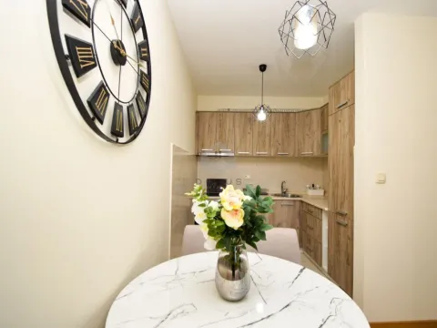 Rent, two bedroom apartment, 60m², City Kej, Podgorica - image 5