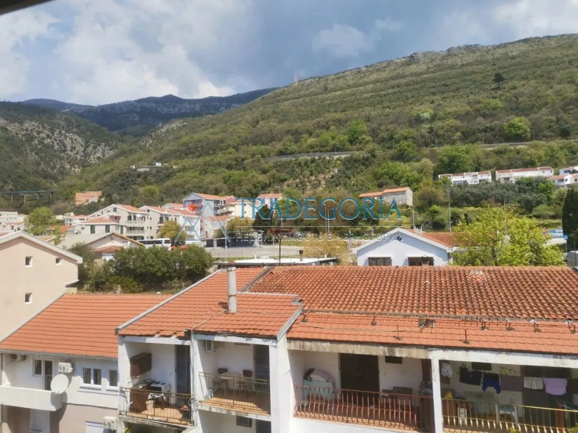Prodaja, trosoban stan, 90m², Petrovac, Budva