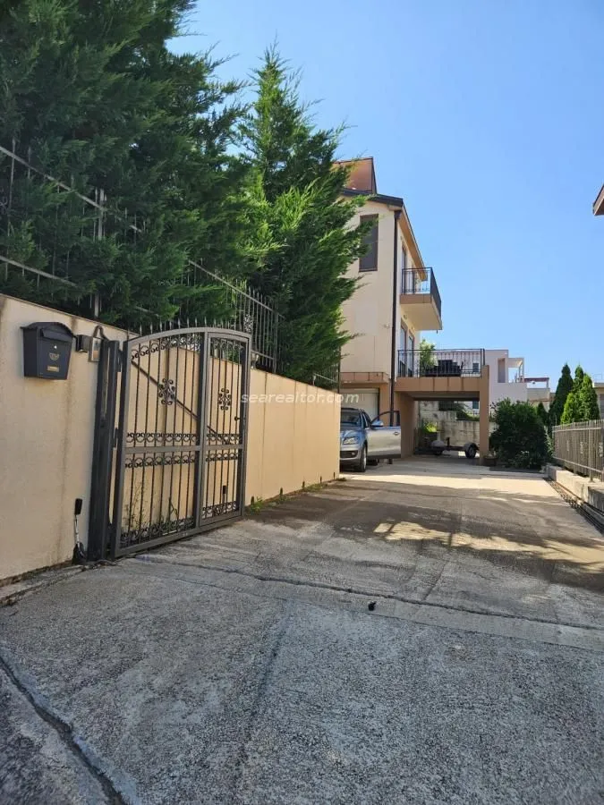 Sale, house, 173m², Kotor, Crna Gora