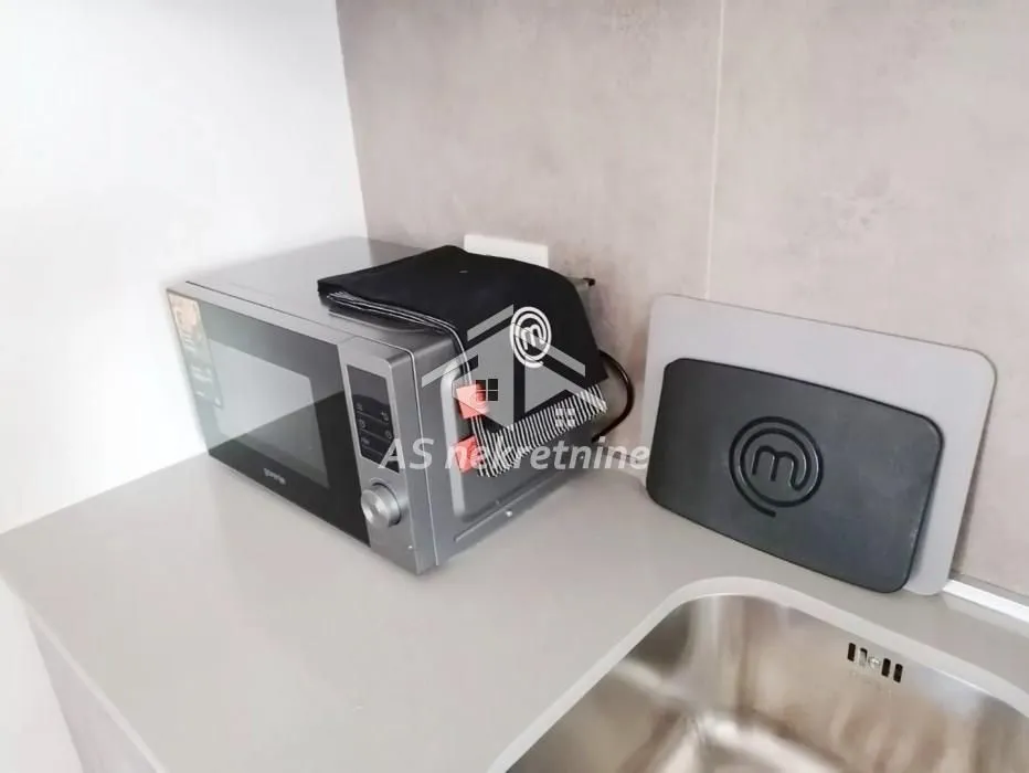 Rent, three bedroom apartment, 69m², Savski Venac, Beograd