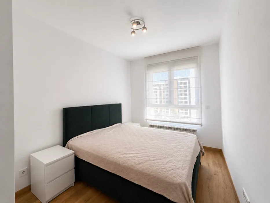 Izdavanje, četvorosoban stan, 90m², Fon (Fon - Bilećka), Voždovac Sve Podlokacije