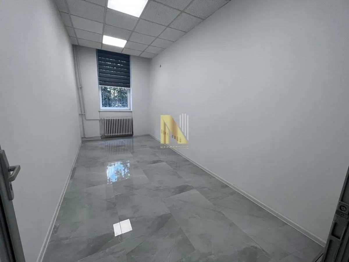 Rent, office space, 160m², Centar, Novi Sad