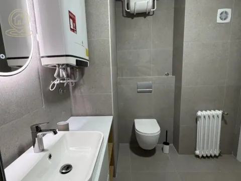 Izdavanje, trosoban stan, 85m², Sajmište, Novi Sad - image 8