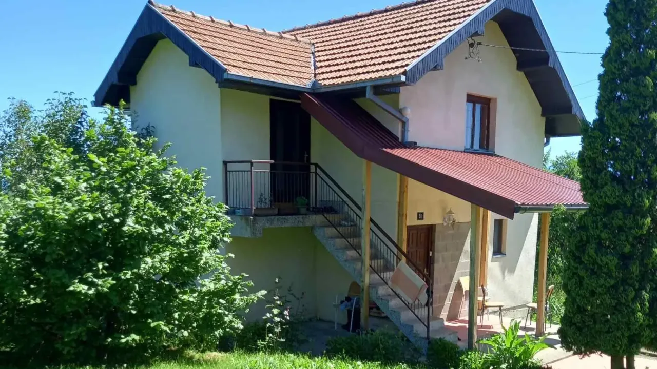 Sale, house, 88m², Pljevlja, Crna Gora