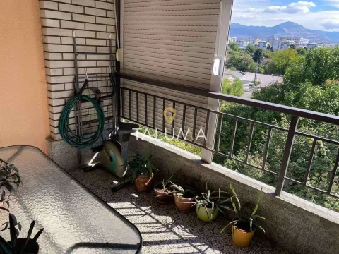 Izdavanje, dvosoban stan, 80m², Zabjelo, Podgorica - image 11