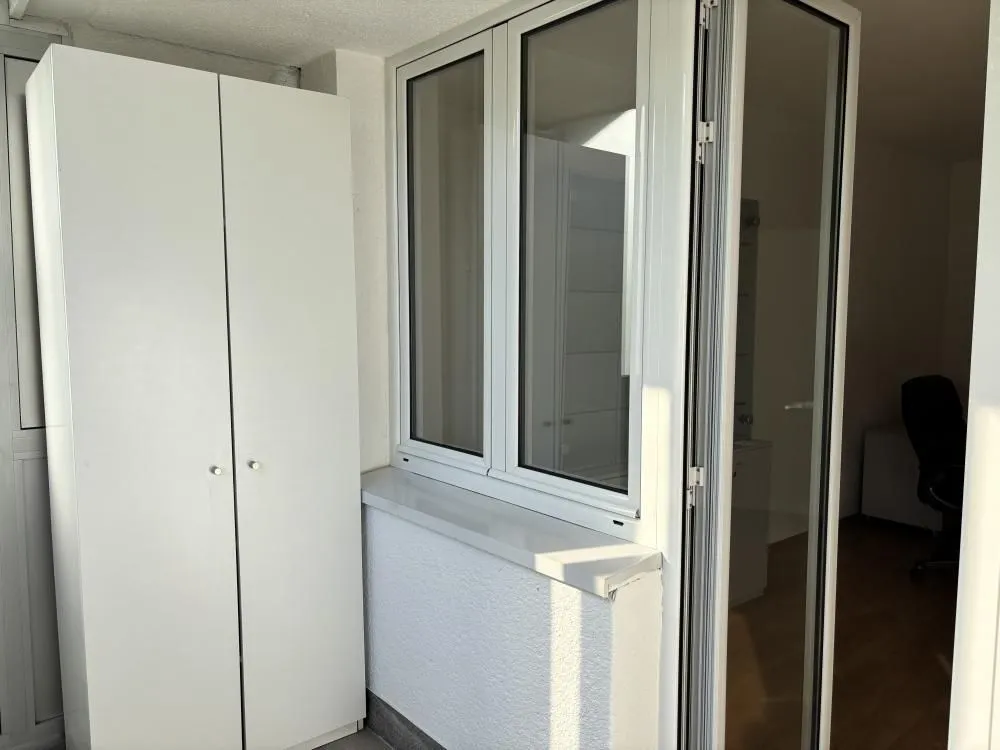 Rent, three bedroom apartment, 61m², Zemun Sve Podlokacije, Beograd