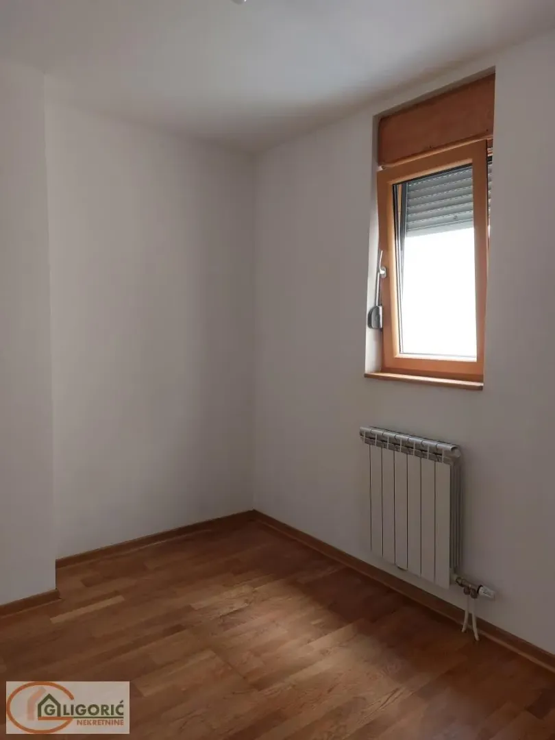Rent, four bedroom apartment, 95m², Lion, Zvezdara Sve Podlokacije