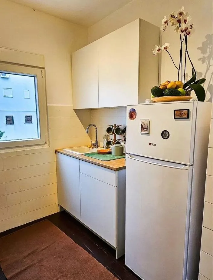 Rent, studio apartment, 40m², Dobrota, Kotor