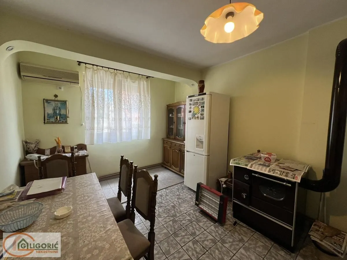 Sale, two bedroom apartment, 58m², Jajinci, Voždovac Sve Podlokacije