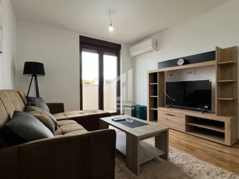 Izdavanje, jednosoban stan, 50m², Zabjelo, Podgorica