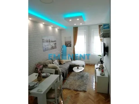 Izdavanje, stan, 35m², Stari Grad, Beograd - image 2