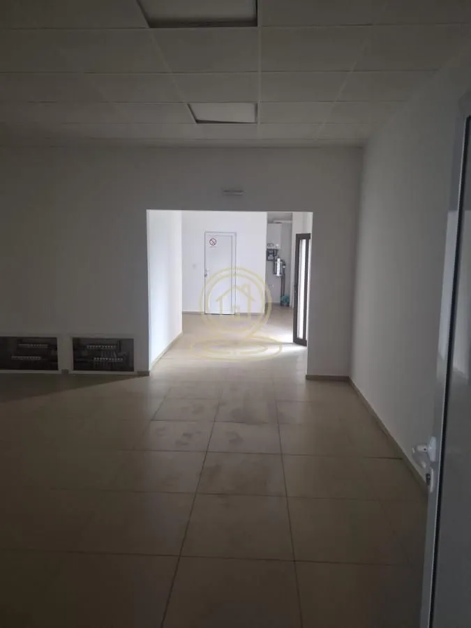 Rent, office space, 245m², Erdoglija, Kragujevac
