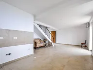 Prodaja,  kuća, 156m2, Petrovac, Budva