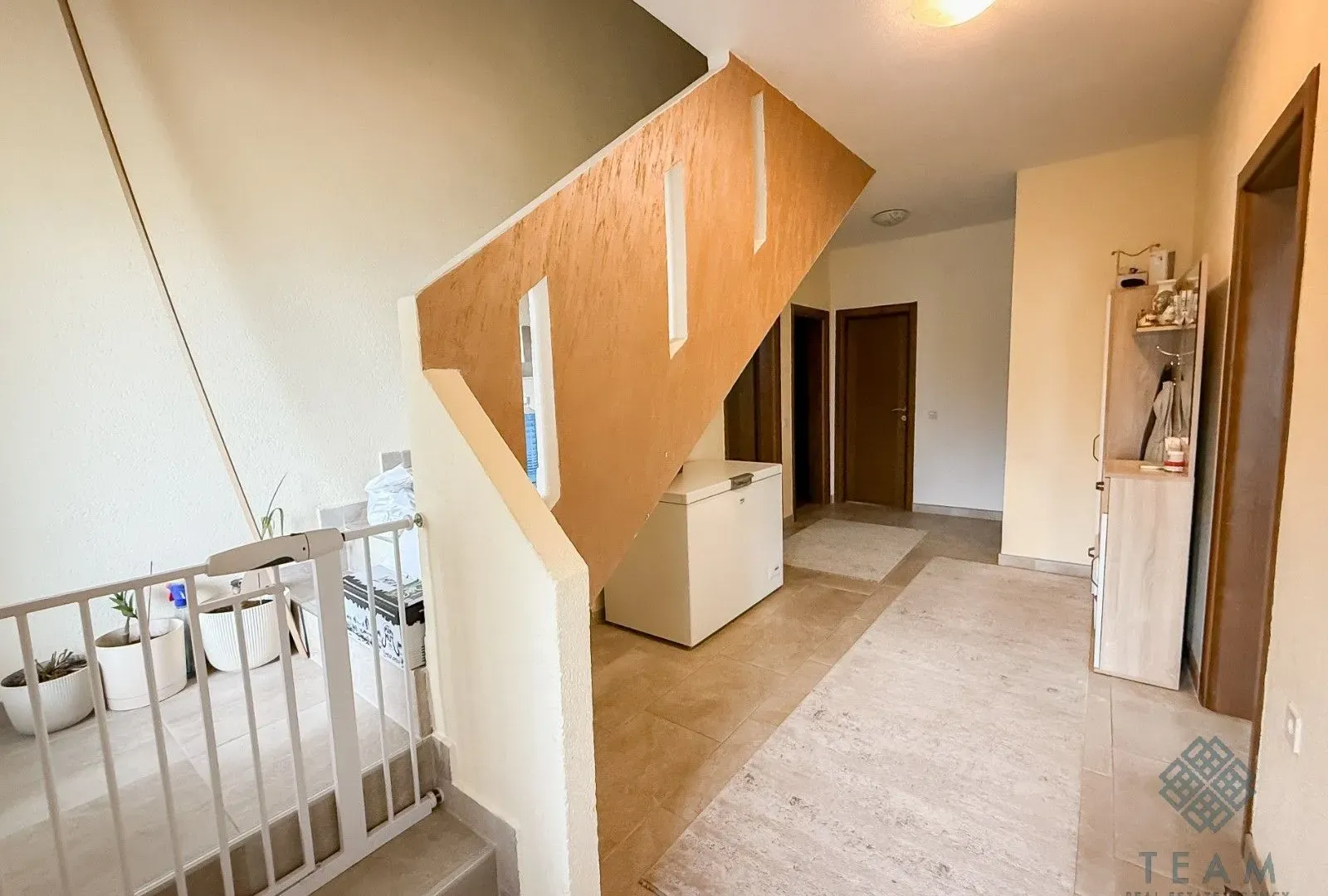 Sale, house, 296m², Donja Gorica, Podgorica