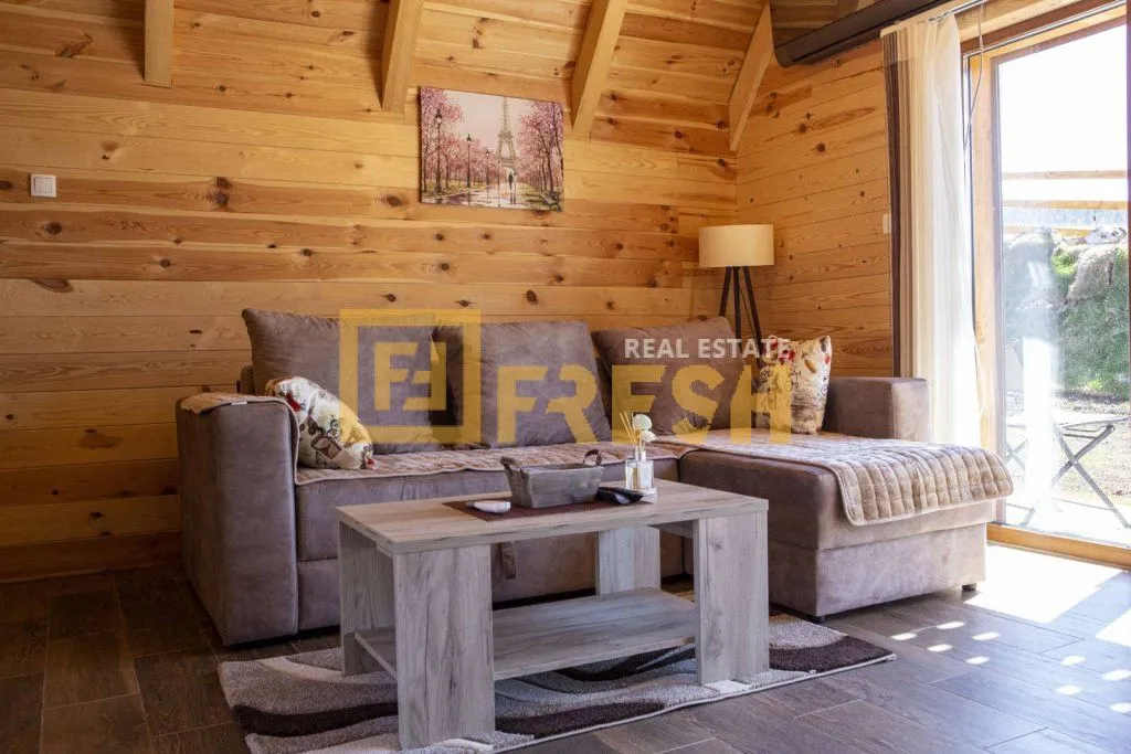 Prodaja, kuća, 225m², Žabljak, Crna Gora