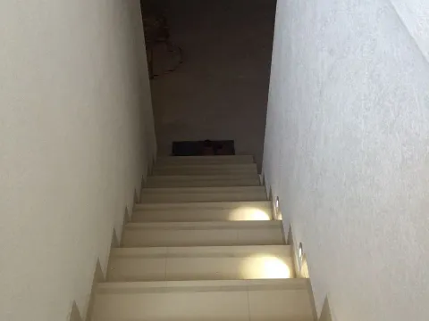 Izdavanje, kuća, 320m², Gornja Gorica, Podgorica - image 3