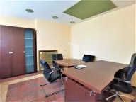 Izdavanje, poslovni prostor, 123m², Centar, Podgorica - image 4