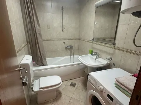 Izdavanje, jednosoban stan, 50m², Stari Aerodrom, Podgorica - image 4