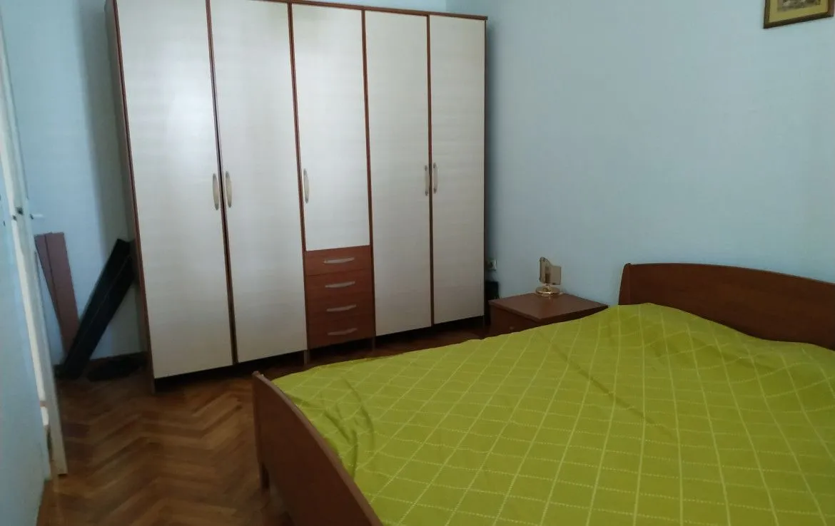 Rent, two bedroom apartment, 80m², Stari Aerodrom, Podgorica