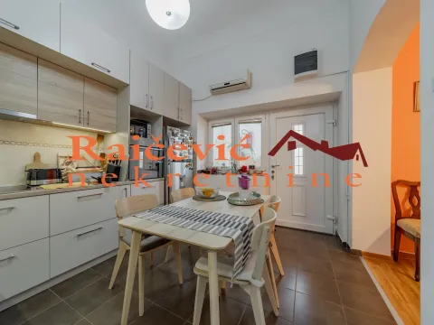 Sale, two bedroom apartment, 52m², Donji grad, Smederevo - image 8