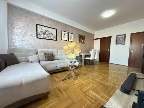 Izdavanje, jednosoban stan, 50m², Stari Aerodrom, Podgorica - image 2