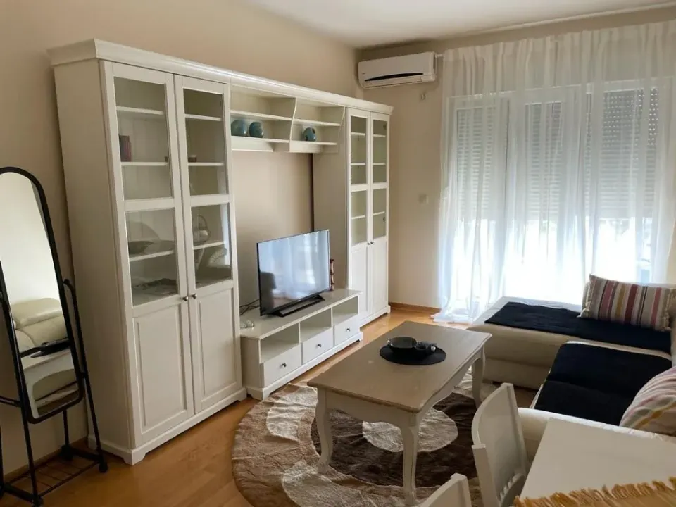 Rent, two bedroom apartment, 50m², Blok 9, Podgorica