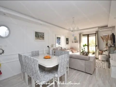Sale, two bedroom apartment, 93m², Baošići, Herceg Novi - image 9