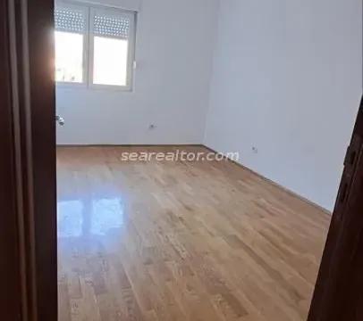 Stan in Stari Aerodrom