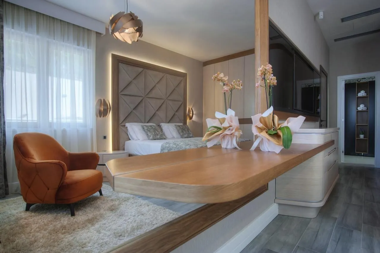 Sale, house, 190m², Prijevor, Budva