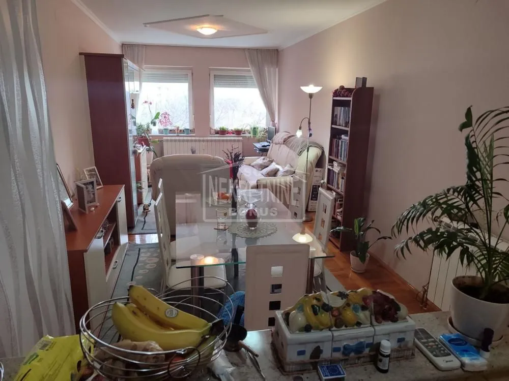 Prodaja, dvosoban stan, 51m², Prozivka, Subotica