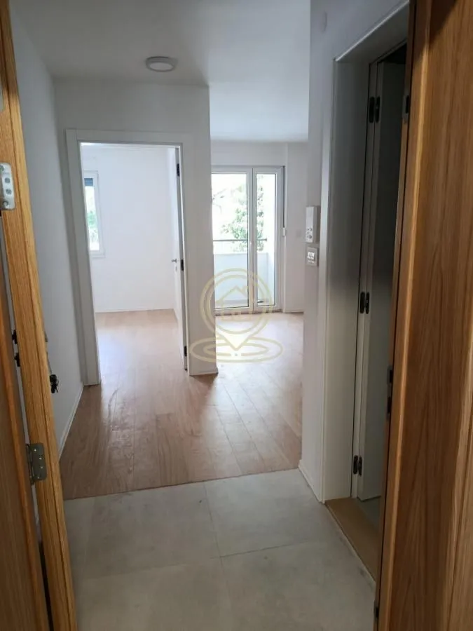 Izdavanje, jednosoban stan, 42m², Podbara, Novi Sad Sve Podlokacije