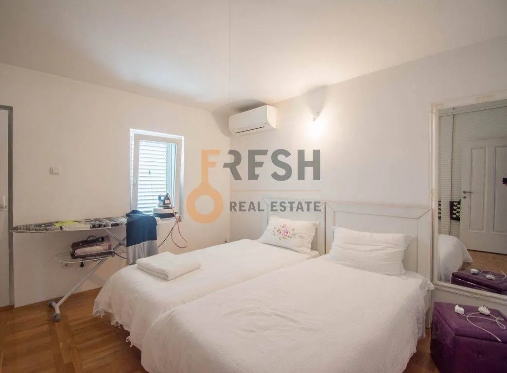 Rent, house, 270m², Zagorič, Podgorica