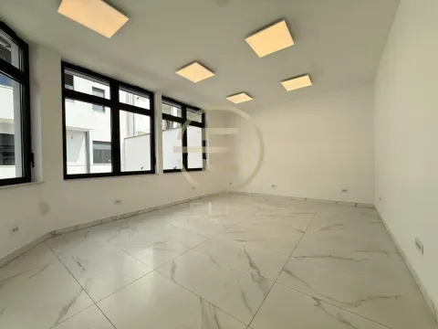 Rent, office space, 147m², Centar, Novi Sad - image 3