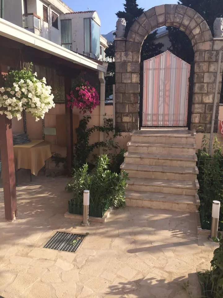 Sale, house, 42m², Budva, Crna Gora