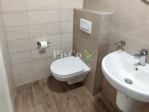 Izdavanje, dvosoban stan, 65m², City Kej, Podgorica - image 2