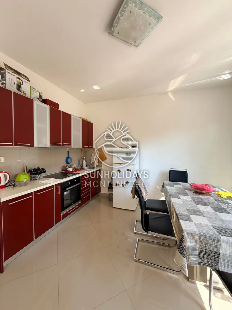 Sale, two bedroom apartment, 85m², Šušanj, Bar
