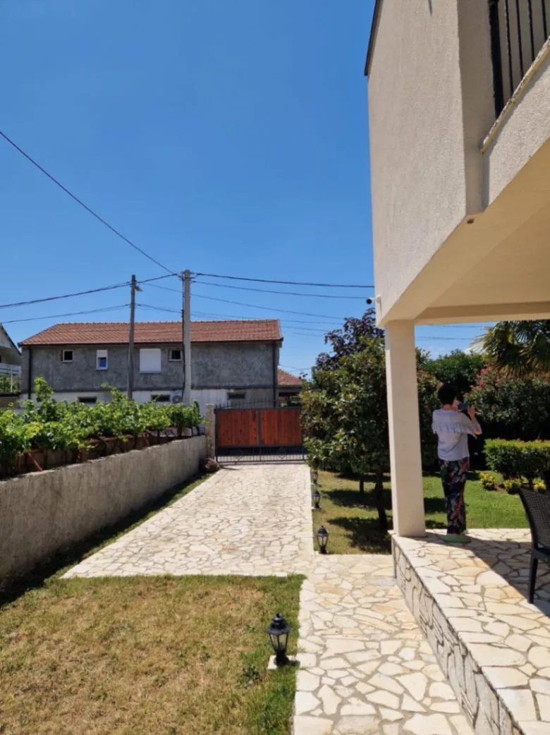 Rent, house, 94m², Masline, Podgorica