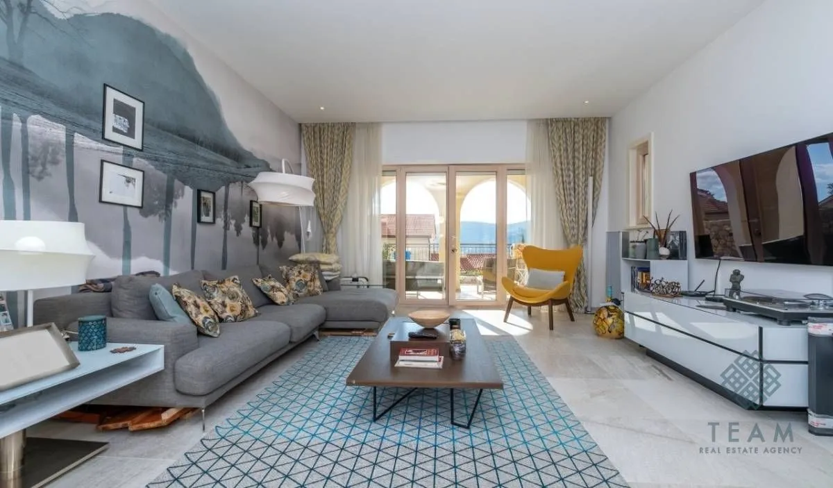 Sale, two bedroom apartment, 152m², Luštica Bay, Tivat