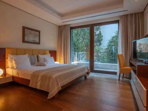 Izdavanje, dvosoban stan, 180m², Budva, Crna Gora - image 4